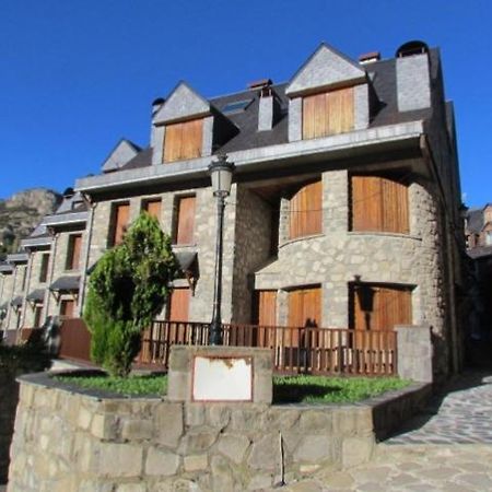 Duplex Quinones Apartment El Pueyo de Jaca Bagian luar foto
